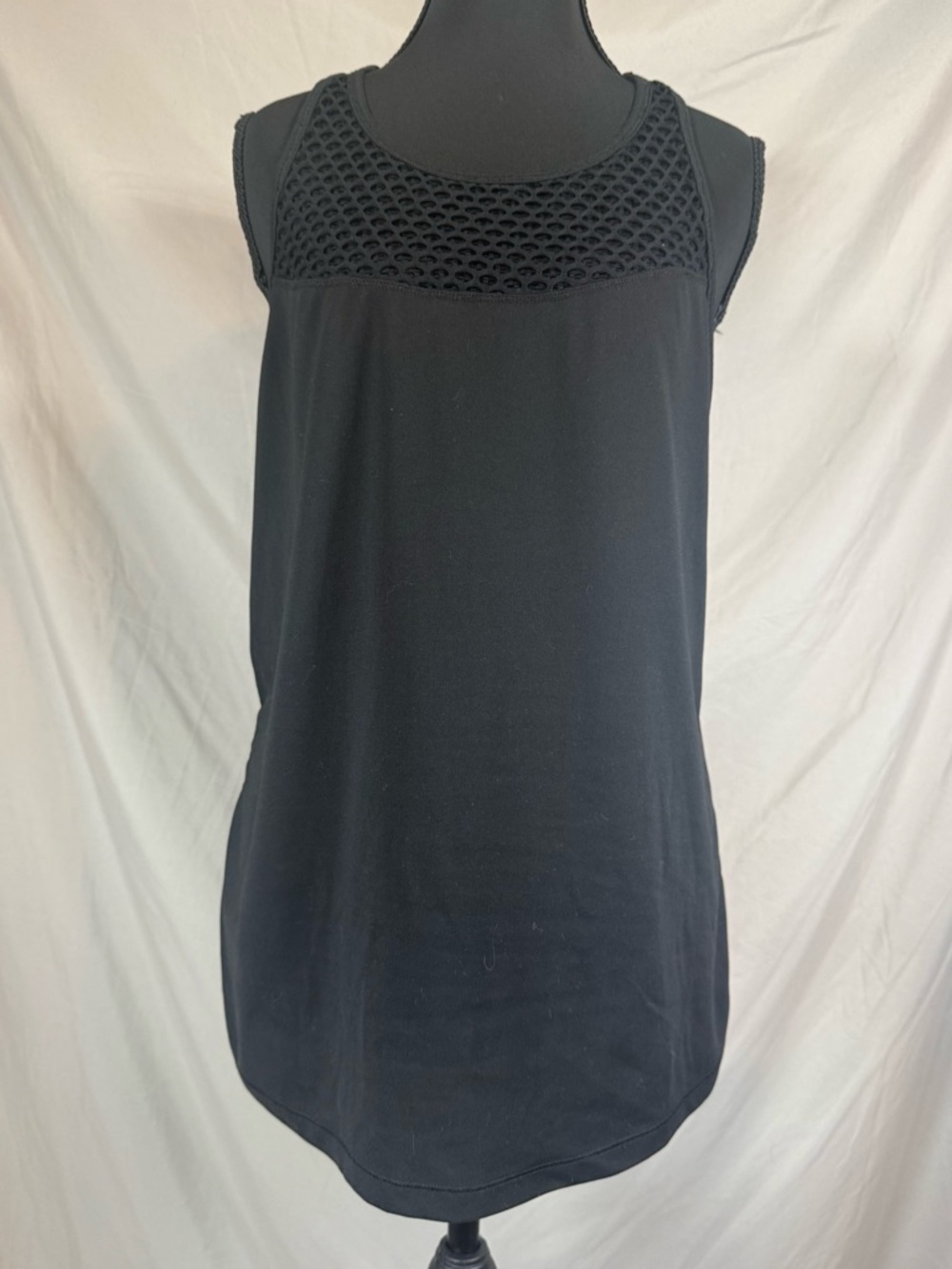 Yogalicious Lattice Mesh Racerback Top – Black 🖤